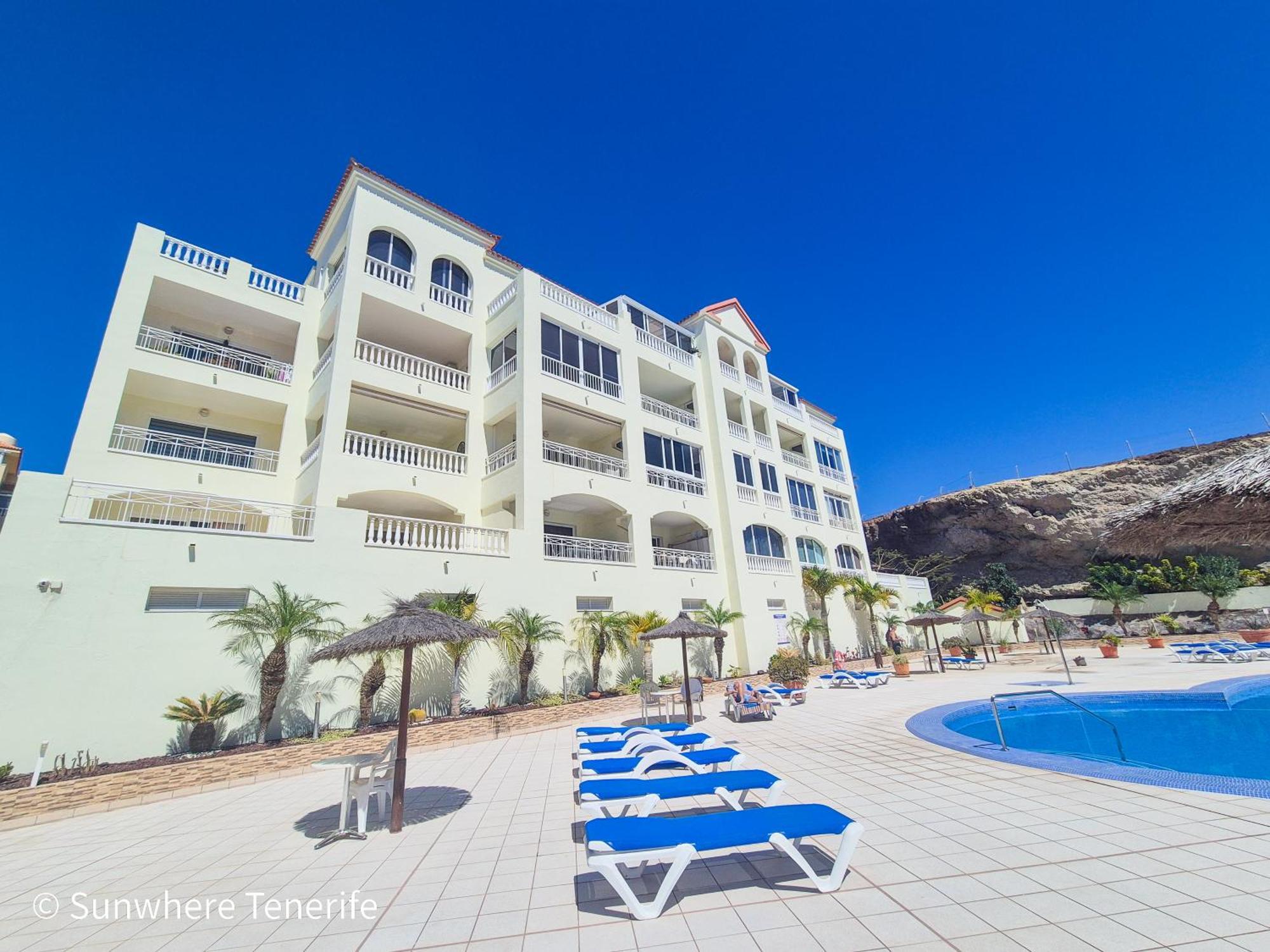 Mona'S Point Tenerife - Aircon, Private Parking And Heated Pool San Miguel de Abona Exterior photo